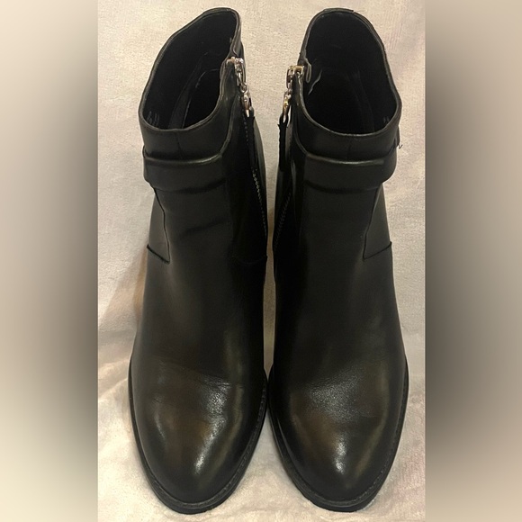 Ralph Lauren Women’s Laletta Black Leather Ankle Boots Booties Size 8 - Picture 3 of 12